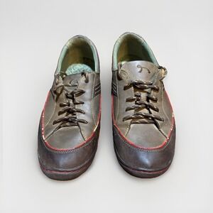 EARTH SHOE MENS SNEAKERS 10B